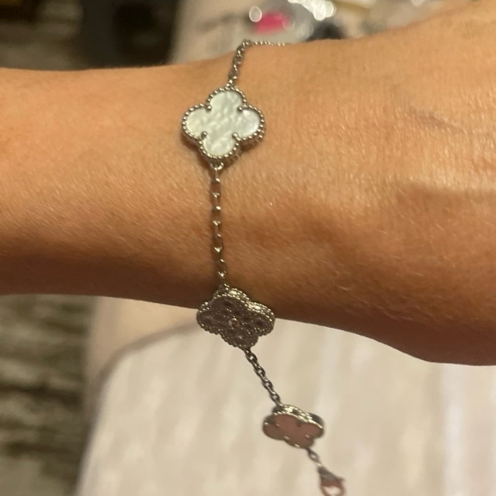 Elegant Silver and White Clover Bracelet